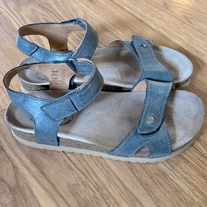 Taos Sandals